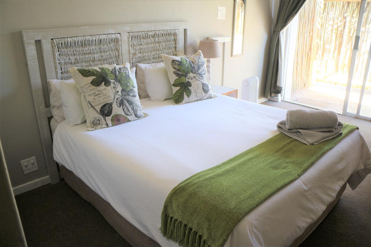 Indigo Moon Guesthouse Lichtenburg Exterior foto